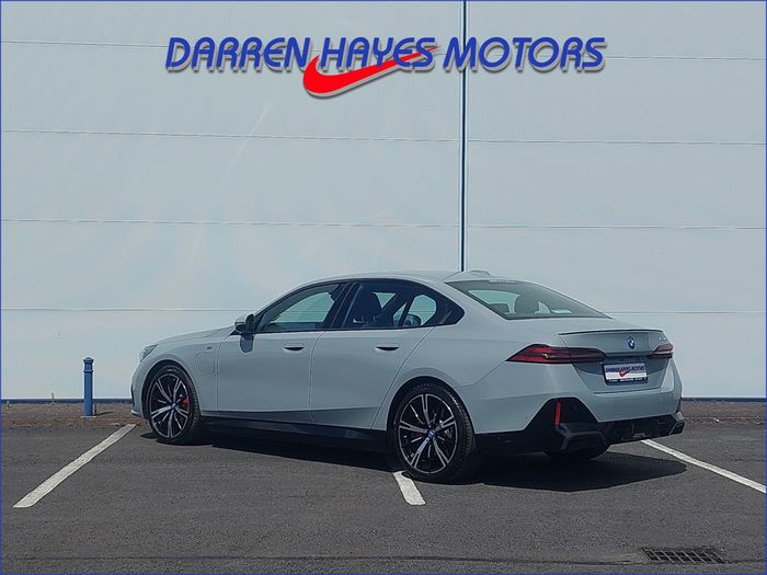 BMW 5 Series 2025