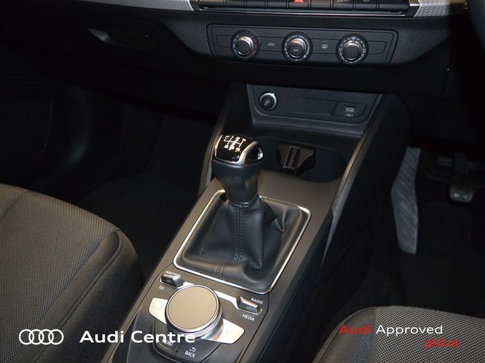 Audi Q2 2024