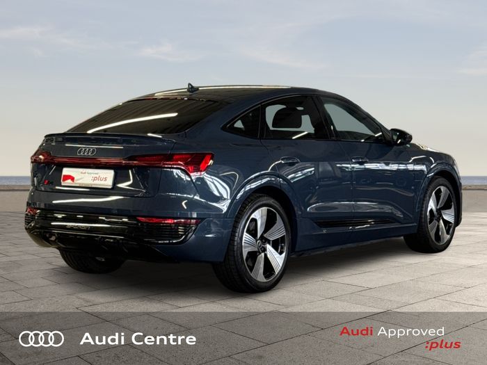 Audi Q8 2023