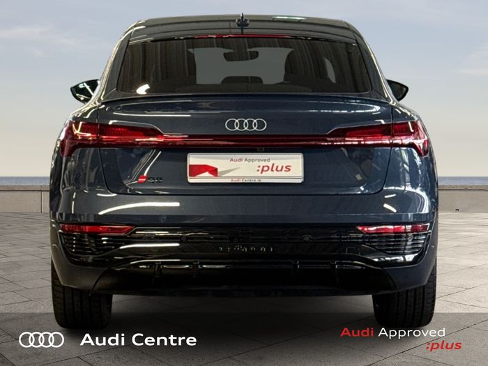 Audi Q8 2023