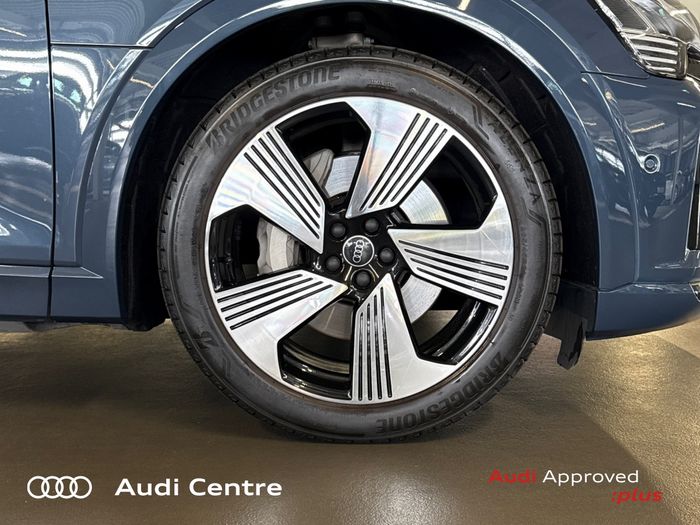 Audi Q8 2023