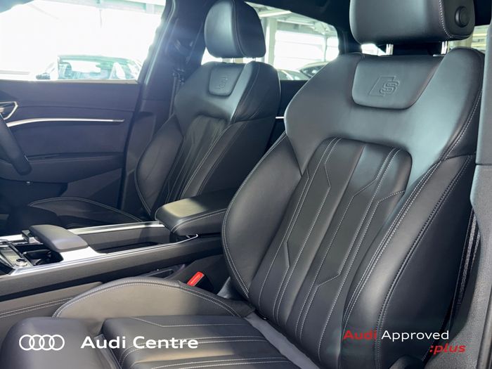 Audi Q8 2023