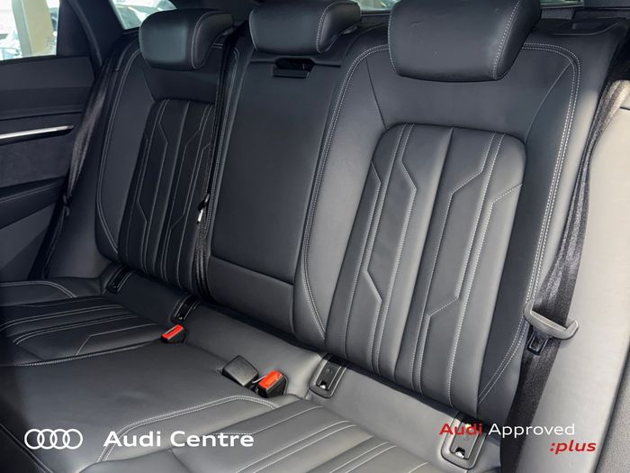 Audi Q8 2023