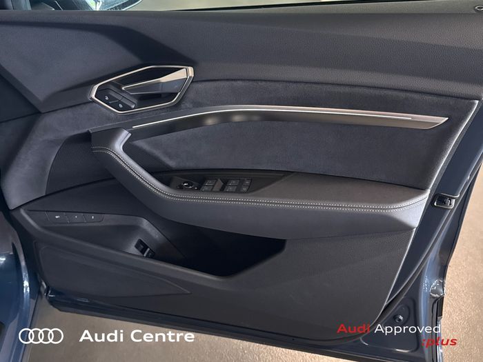 Audi Q8 2023