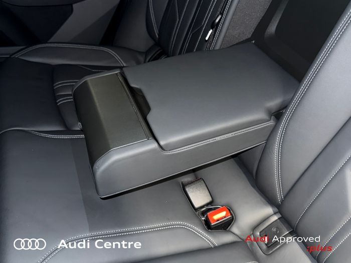 Audi Q8 2023