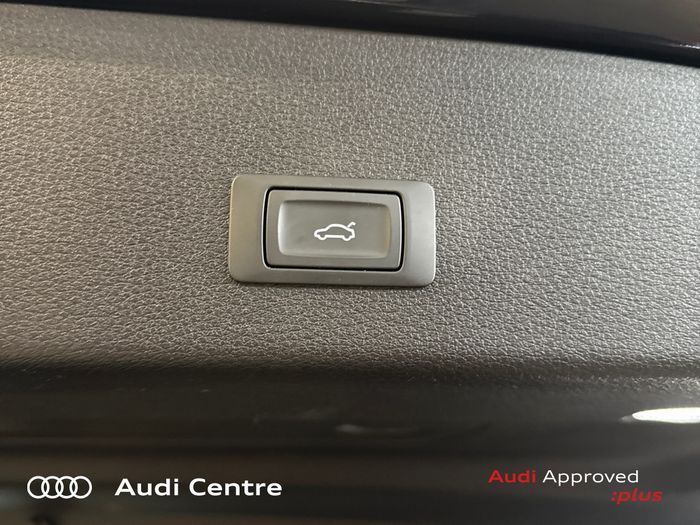 Audi Q8 2023