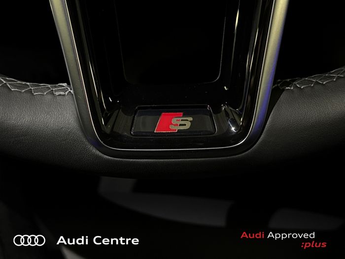 Audi Q8 2023
