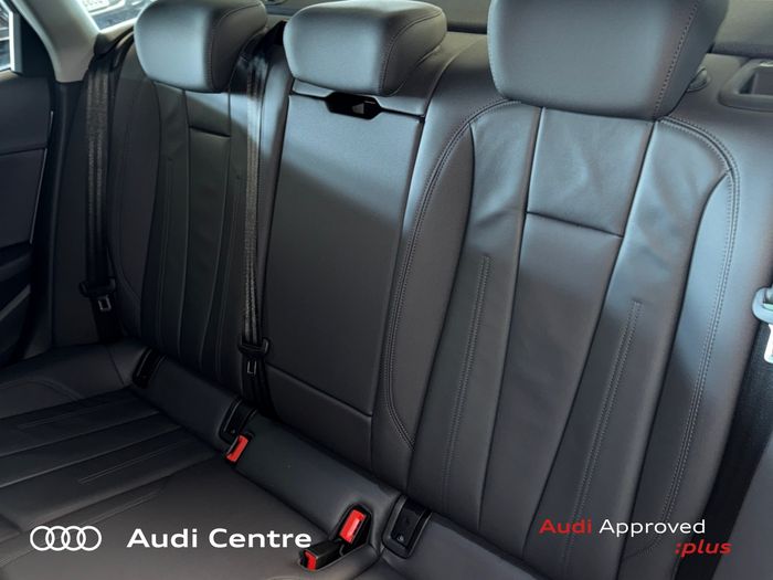 Audi A4 2023