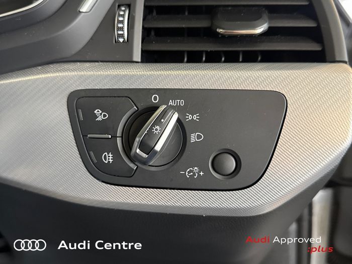 Audi A4 2023