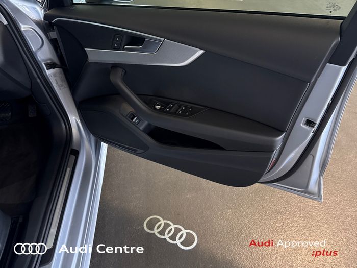 Audi A4 2023