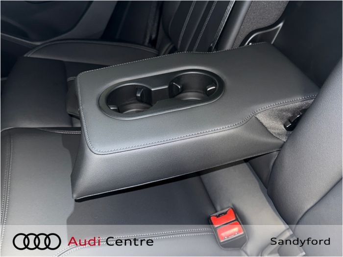 Audi Q6 e-tron 2026