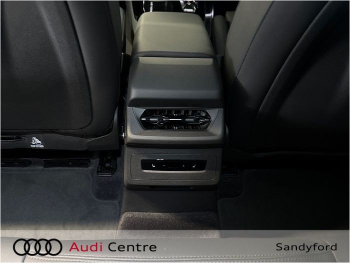 Audi Q6 e-tron 2026