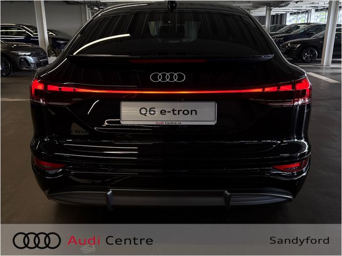 Audi Q6 e-tron 2026