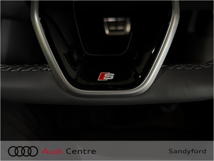 Audi Q6 e-tron 2026