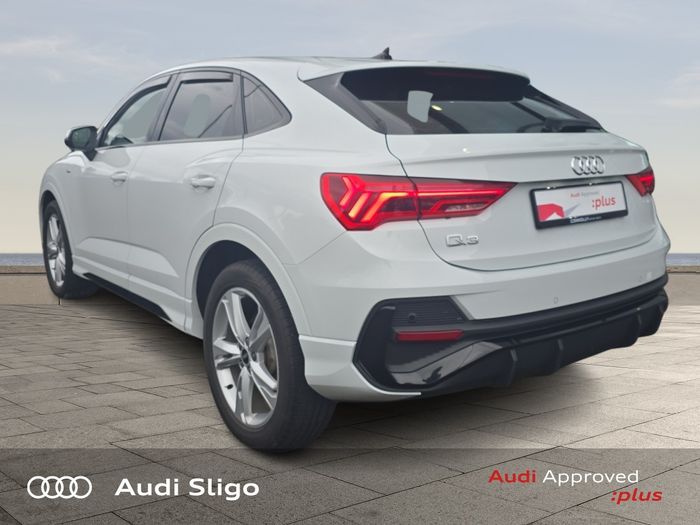 Audi Q3 2021