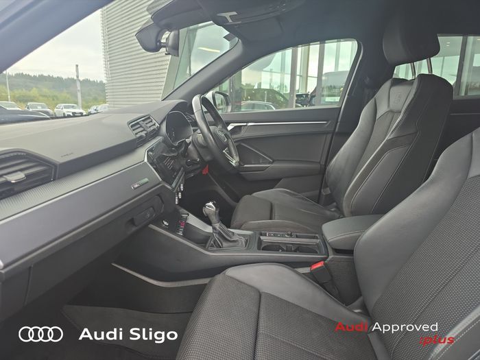 Audi Q3 2021