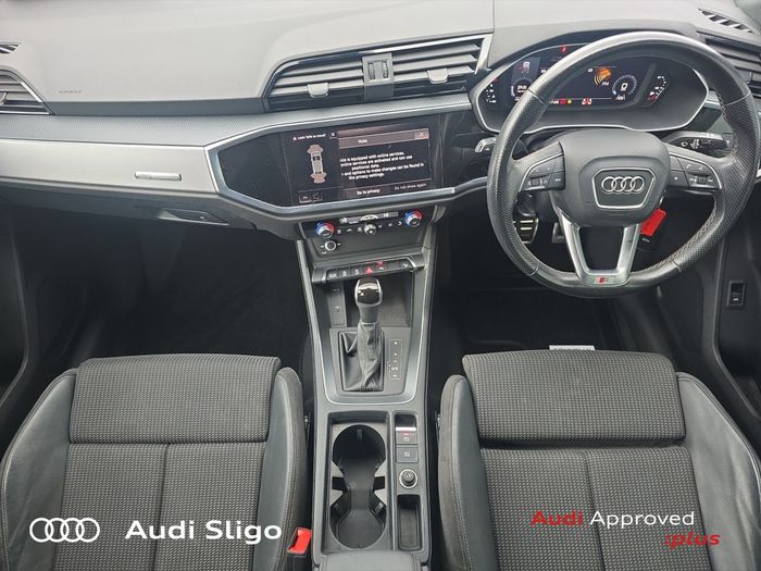 Audi Q3 2021