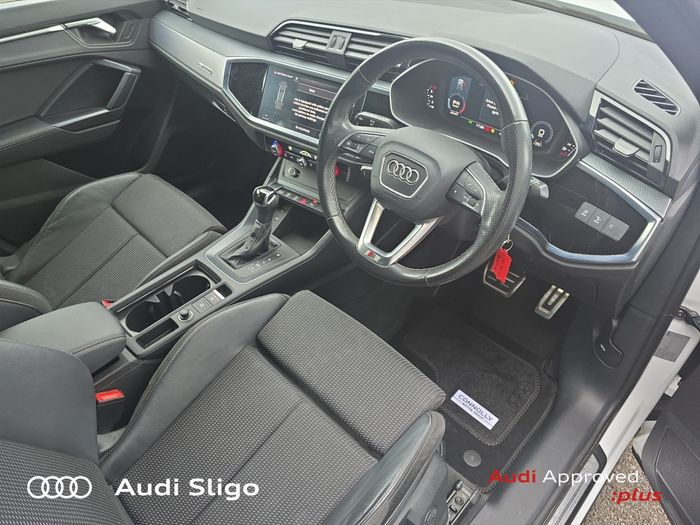 Audi Q3 2021