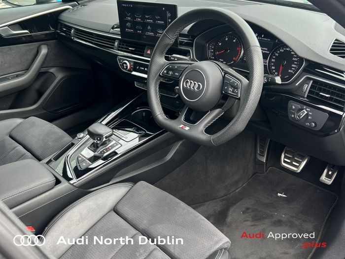 Audi A4 2023