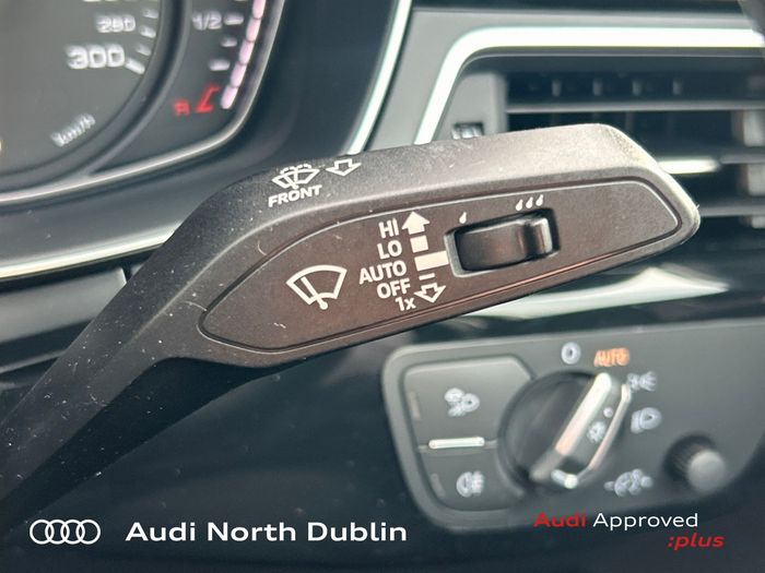 Audi A4 2023