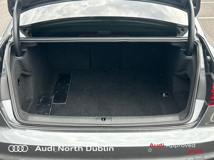 Audi A4 2023