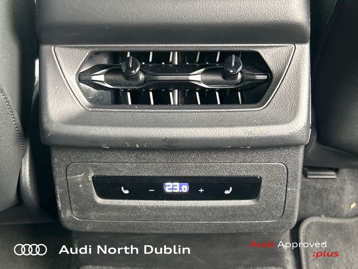 Audi Q6 e-tron 2024