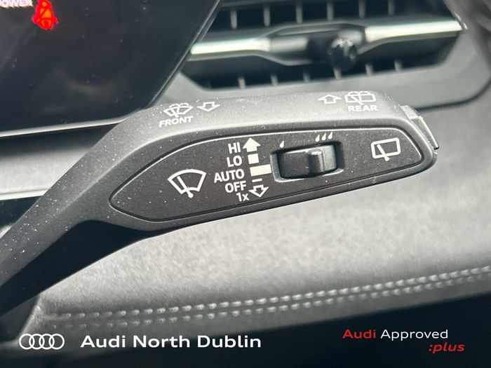 Audi Q6 e-tron 2024
