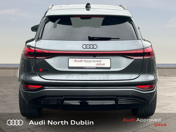 Audi Q6 e-tron 2024