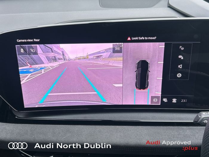 Audi Q6 e-tron 2024