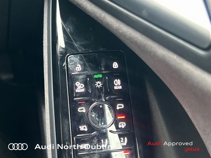 Audi Q6 e-tron 2024