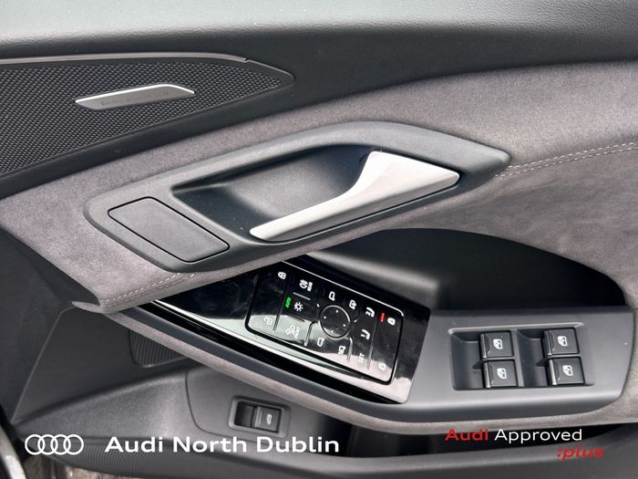 Audi Q6 e-tron 2024
