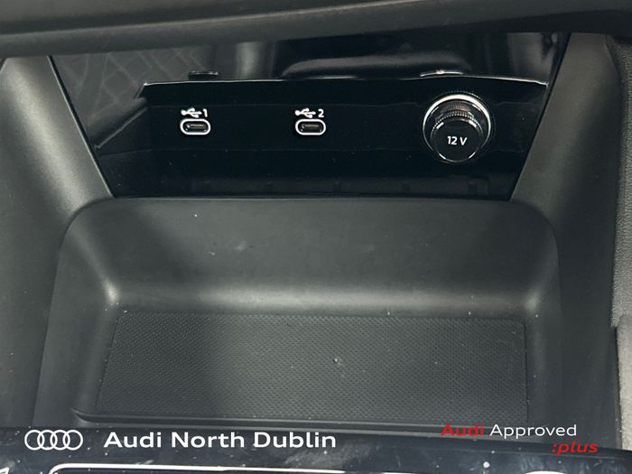 Audi Q6 e-tron 2024