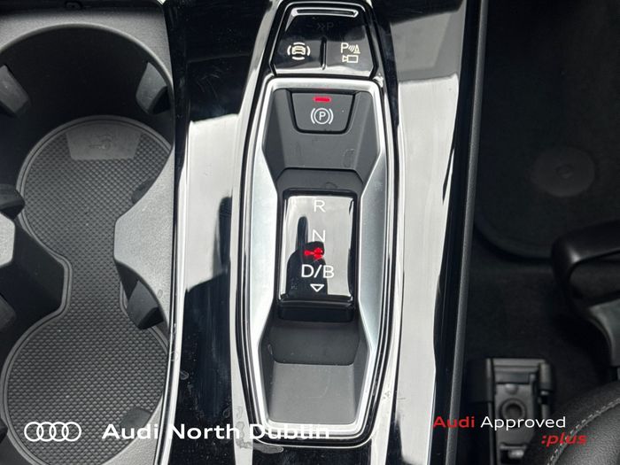 Audi A6 Avant e-tron 2025