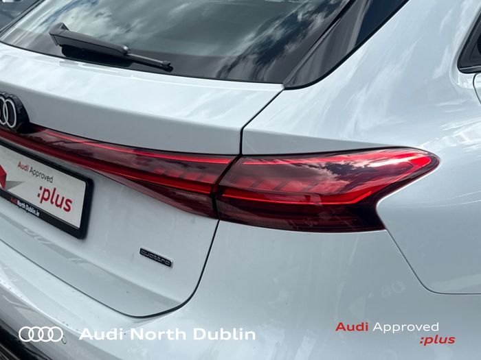 Audi A6 Avant e-tron 2025