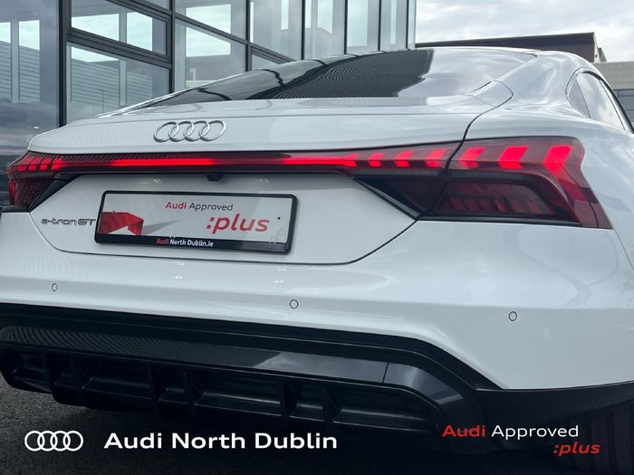 Audi e-tron GT quattro 2023