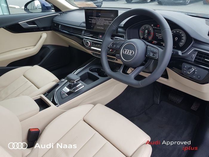 Audi A4 2023