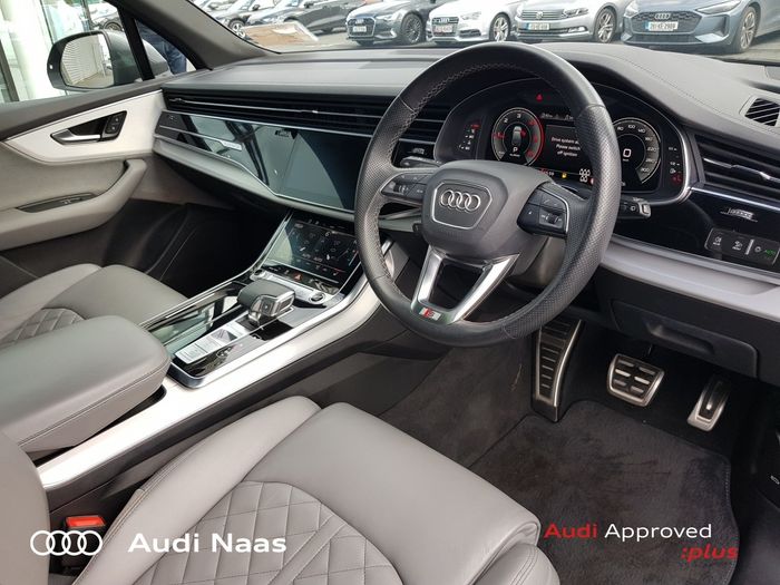 Audi Q7 2023