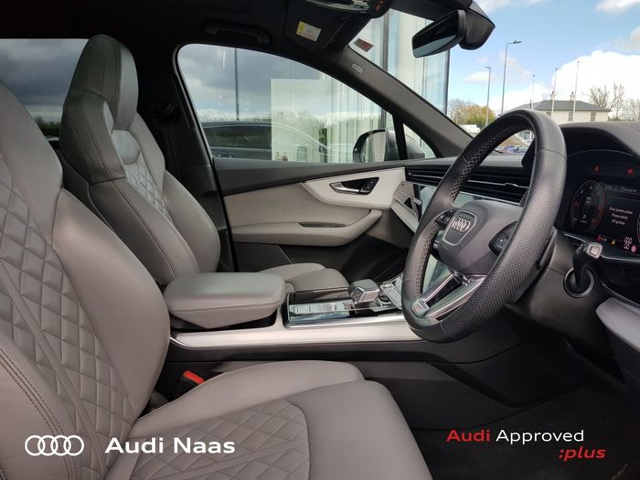 Audi Q7 2023