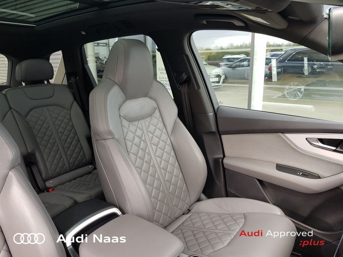 Audi Q7 2023