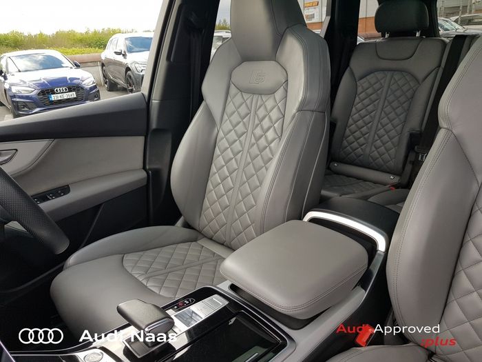 Audi Q7 2023