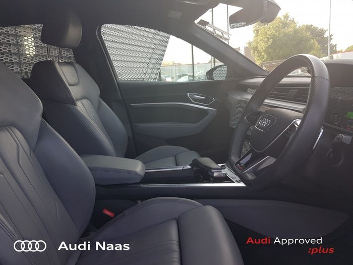 Audi E-Tron 2021