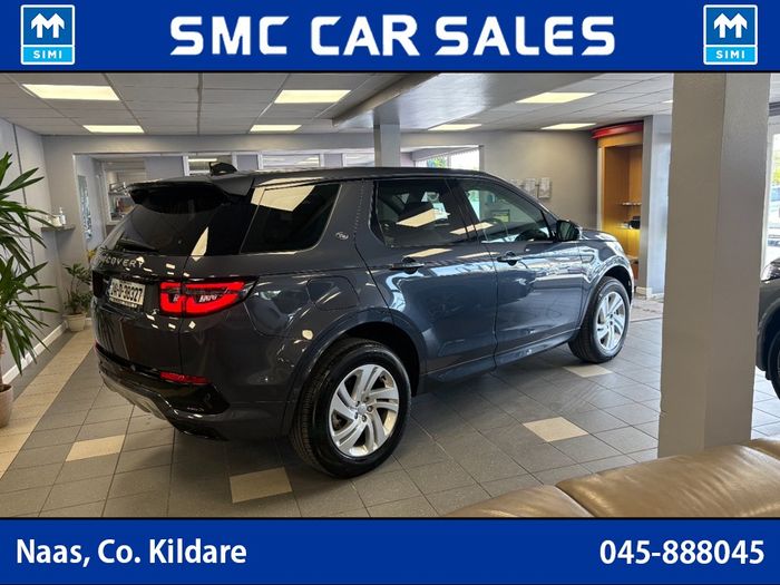 Land Rover Discovery Sport 2024