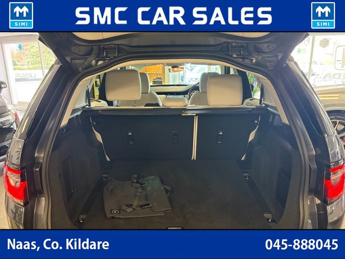 Land Rover Discovery Sport 2024
