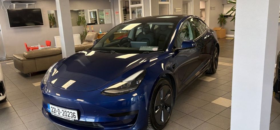 Tesla Model 3 2022