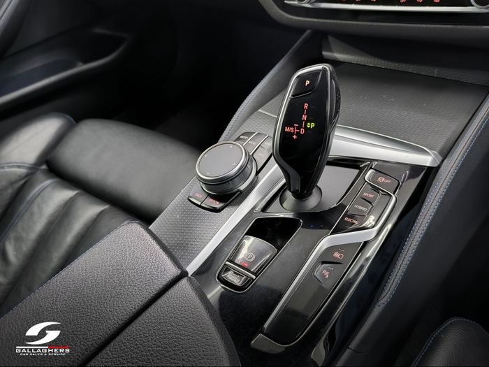 BMW 5 Series 2022