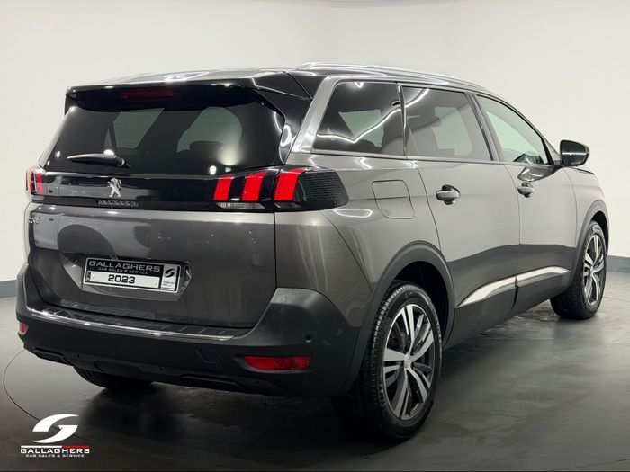 Peugeot 5008 2023