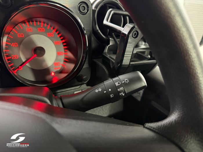 Suzuki Jimny 2025