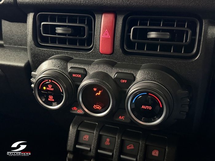 Suzuki Jimny 2025