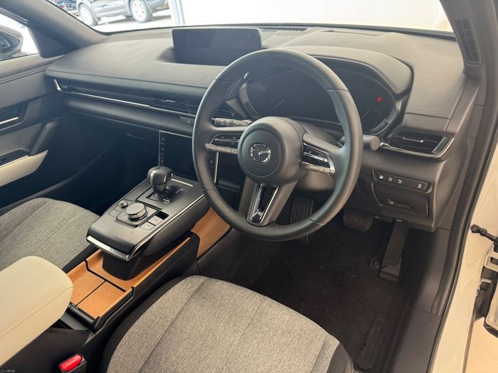 Mazda MX-30 2025