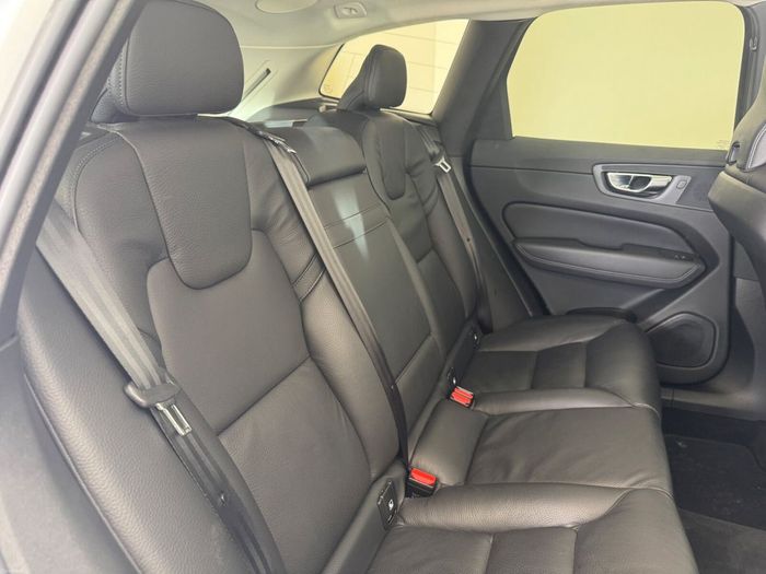 Volvo XC60 2021